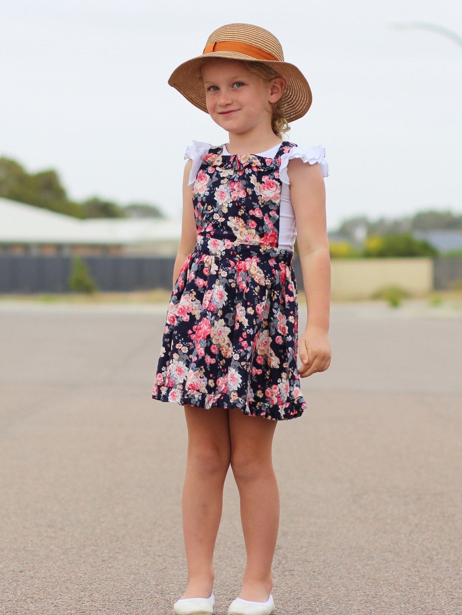 ZOE FRILL PINNY - Toots Kids