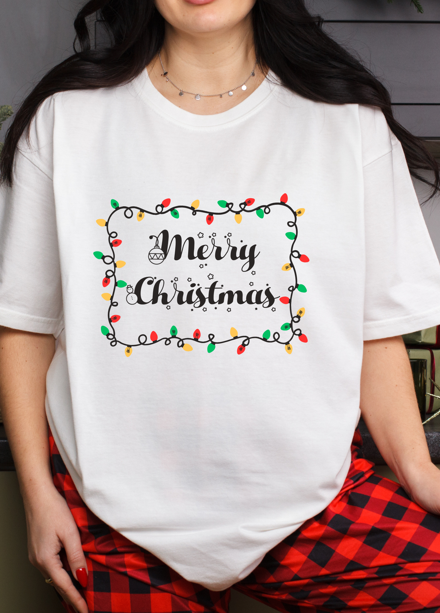 ADULT MERRY CHRISTMAS  T-SHIRT LIGHT BULB