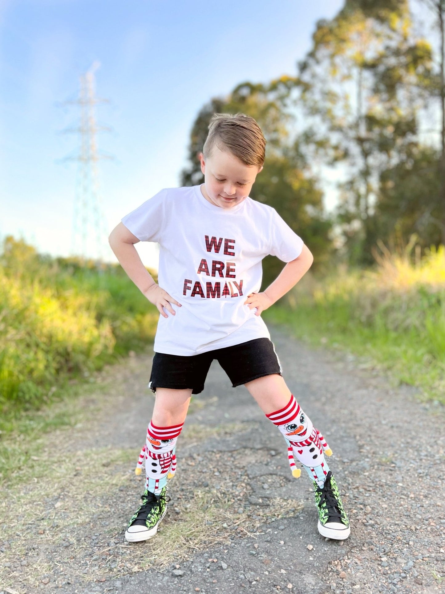 WE ARE FAMILY KIDS T-SHIRT - Toots Kids